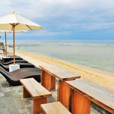 Pradana Beach Inn Luxury Batununggul Ngoại thất bức ảnh