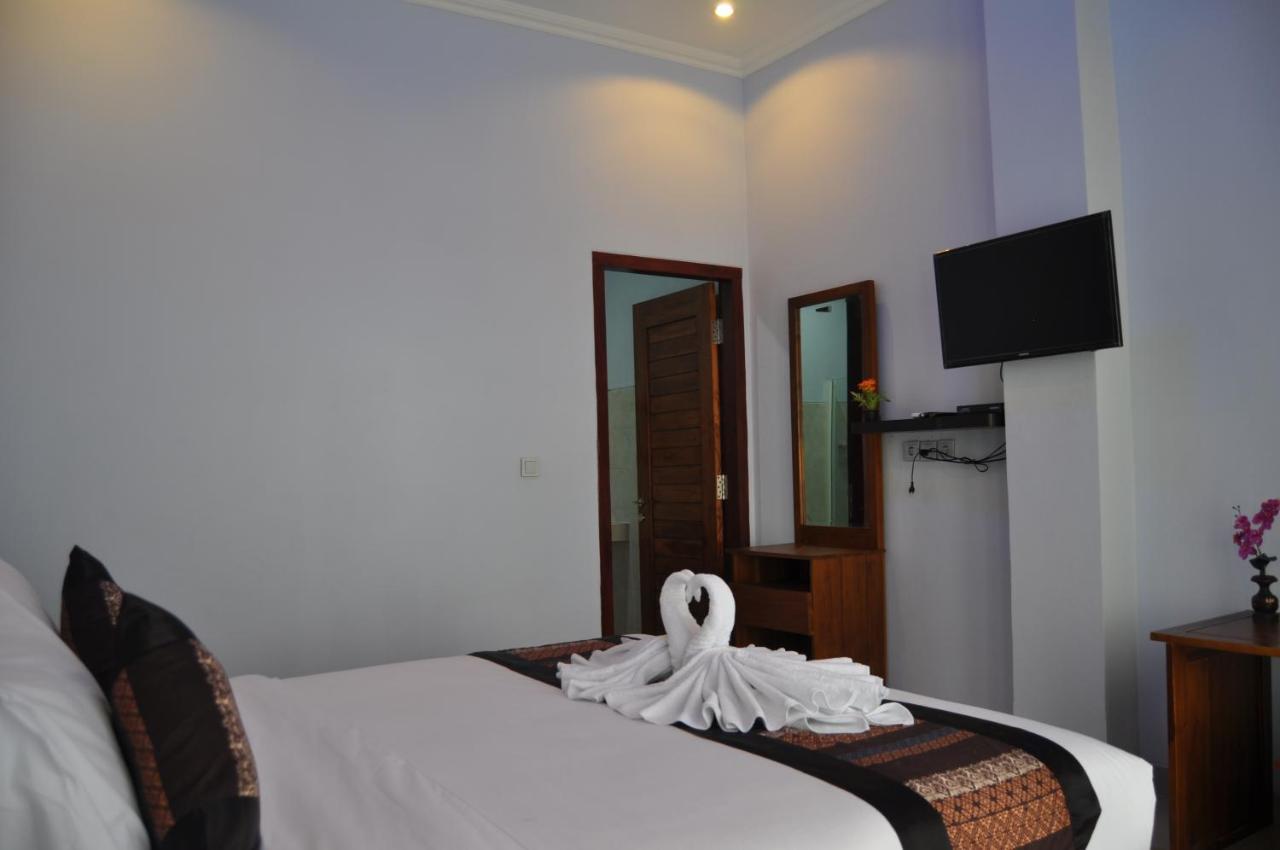 Pradana Beach Inn Luxury Batununggul Ngoại thất bức ảnh