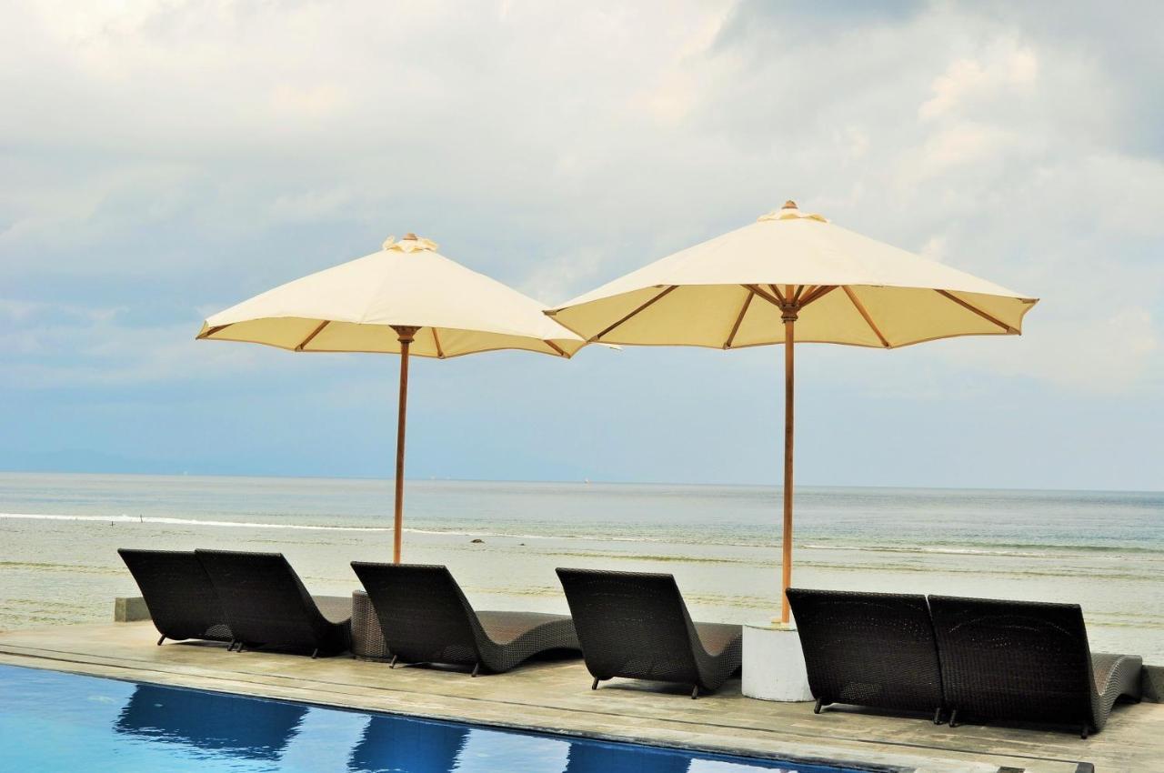 Pradana Beach Inn Luxury Batununggul Ngoại thất bức ảnh